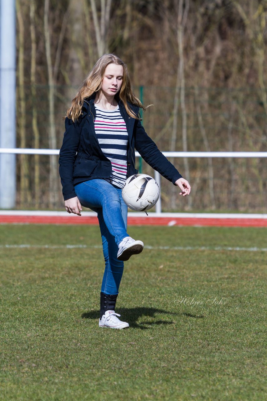 Bild 58 - B-Juniorinnen VfL Oldesloe - Krummesser SV _ Ergebnis: 4:0